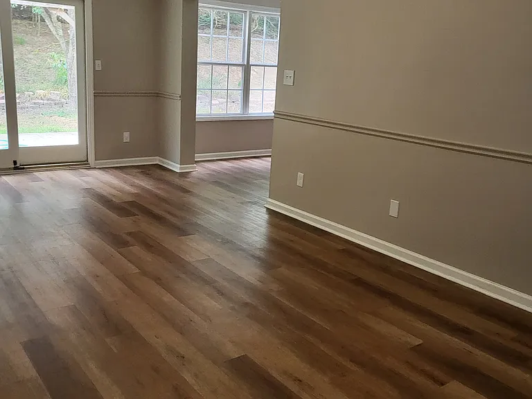5645 Lighthall Ln — Photo 5