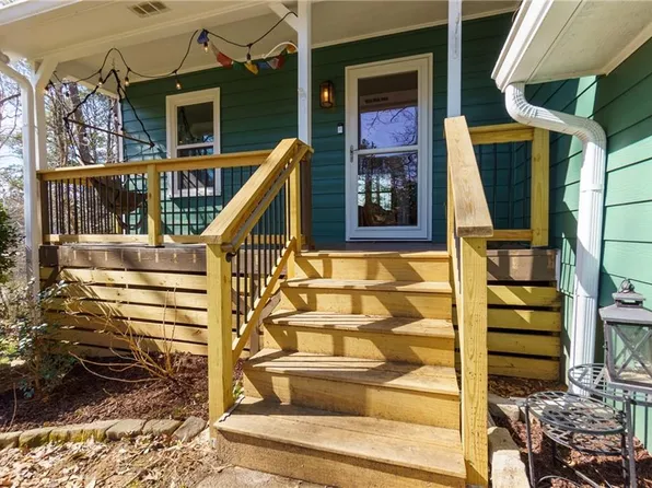 408 Candy Ln, Canton, GA 30115