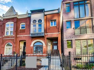 425 E 41st St, Chicago, IL 60653