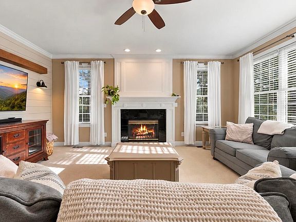 3rd image of 7508 Chouder Ln