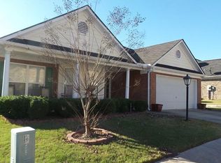 2822 Newtons Crest Cir, Snellville, GA 30078