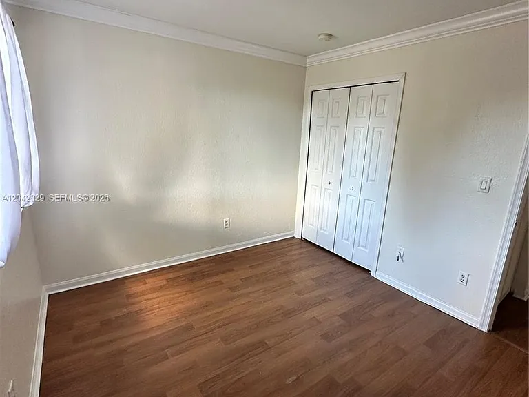 2704 SE 15th Pl — Photo 4