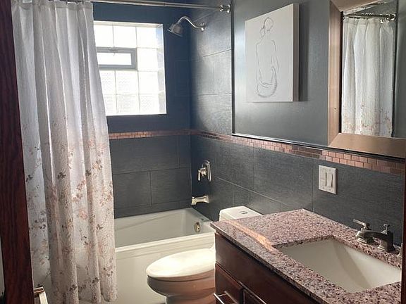 5th image of 650 Beau Ct #2