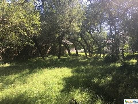 2nd image of 728 Valley Oaks Dr