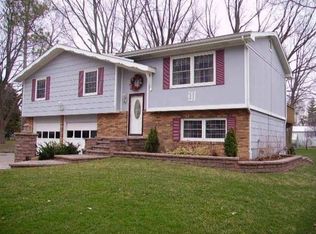105 E Ann St, Somonauk, IL 60552