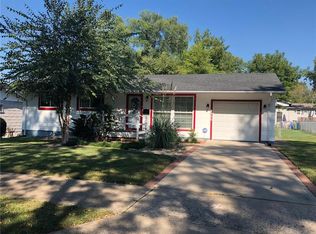 4926 E 41st St, Kansas City, MO 64130
