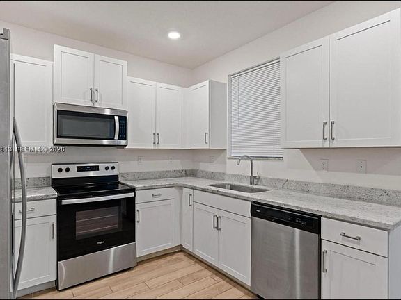 5th image of 2474 SE 10th Ct
