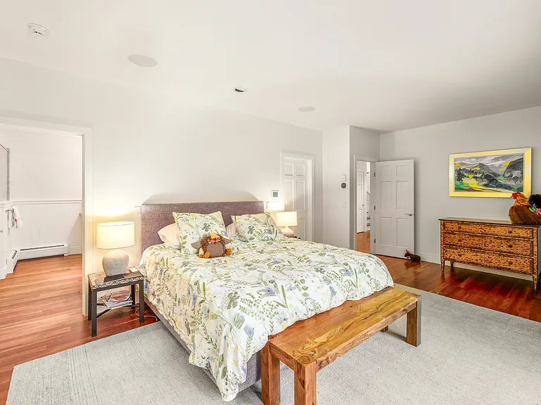 271 Thomas Pasture Rd — Photo 18
