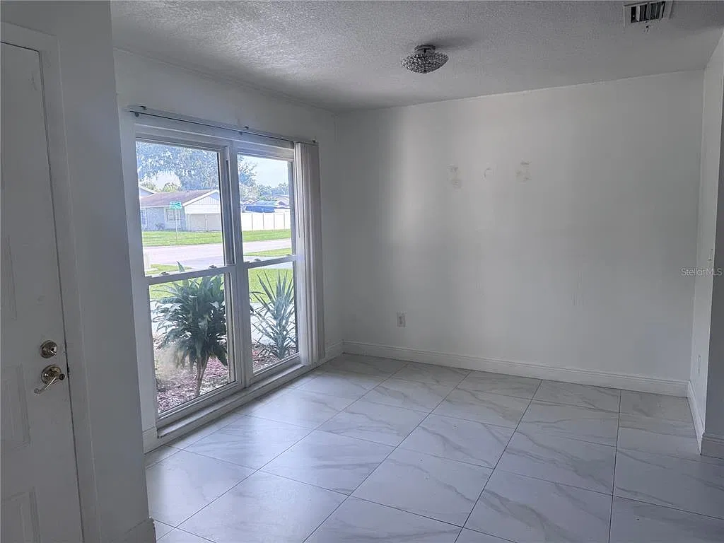 2 bed, 2.0 bath, 1110 sqft, $2,350 — Photo 4