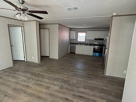 2nd image of 5291 Collins Rd #408