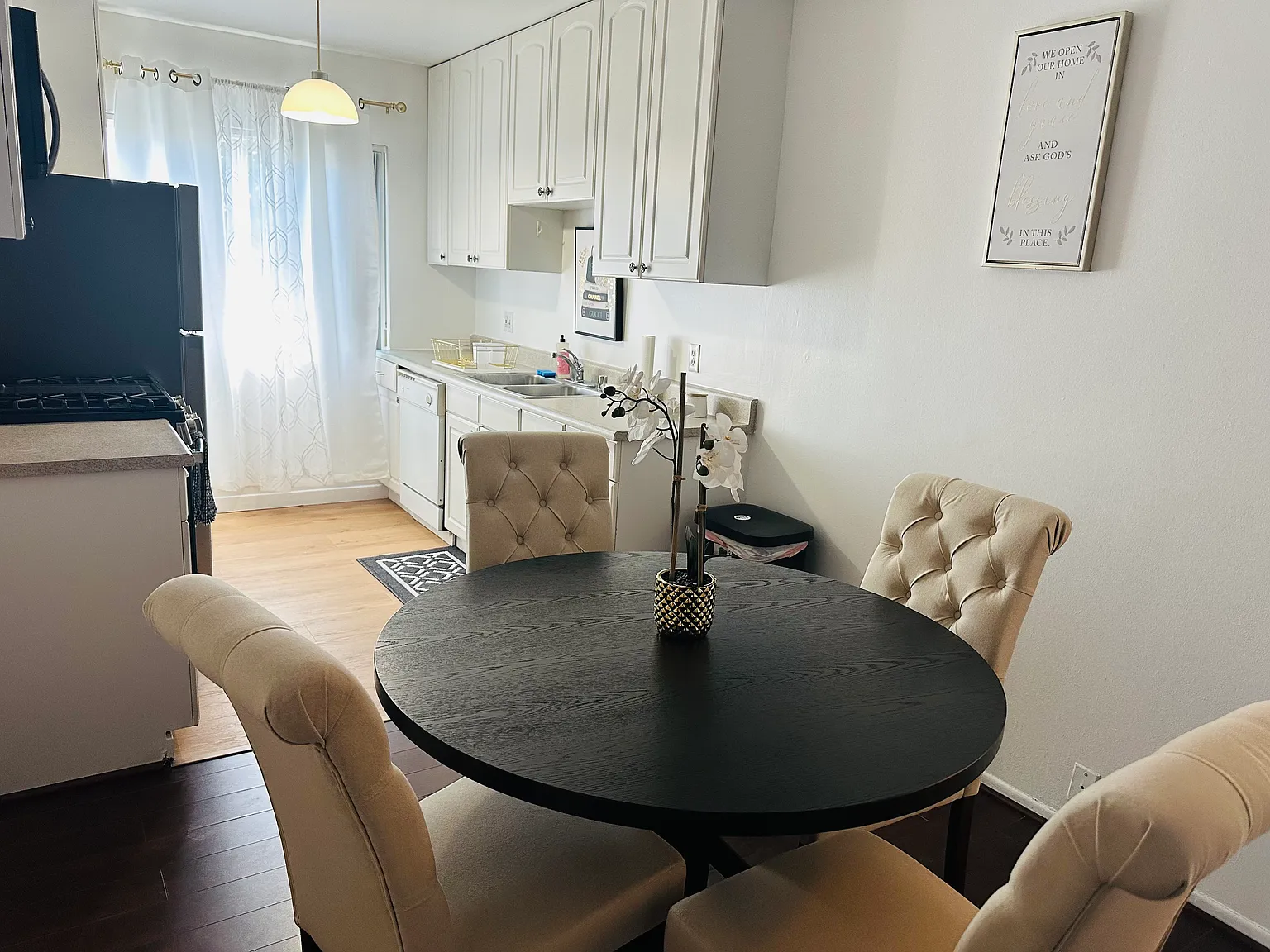 1 bed, 1100 sqft, $2,295 — Photo 4
