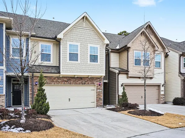 1048 Brennan Green Ct, Morrisville, NC 27560