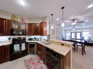 811 SW 8th St APT 112, Gainesville, FL 32601