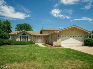 10720 Willow Ave, Mokena, IL 60448