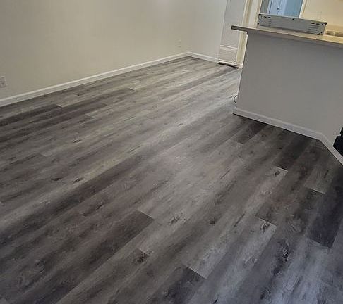 2nd image of 18520 Prairie St APT 9