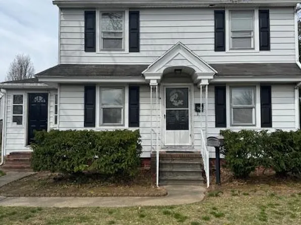 906 S State St, Dover, DE 19901