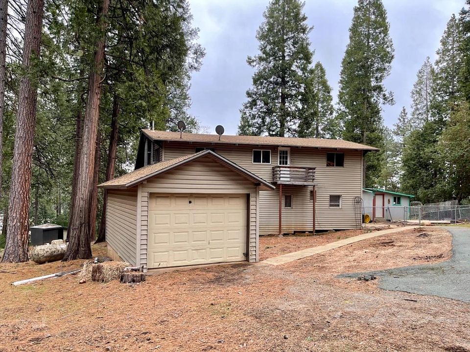 1st image of 26148 Buckhorn Ln