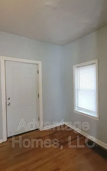 105 Brooklyn Ave — Photo 8