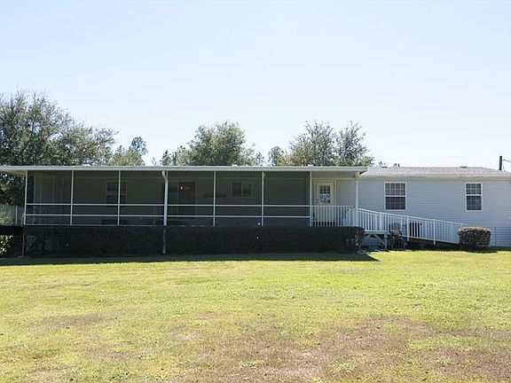 5th image of 35335 Flowerfield Ln