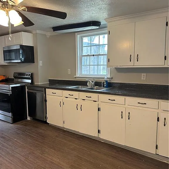 617 Cassville Rd — Photo 18