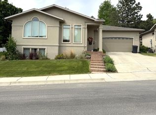 24 Reeders Village Dr, Helena, MT 59601