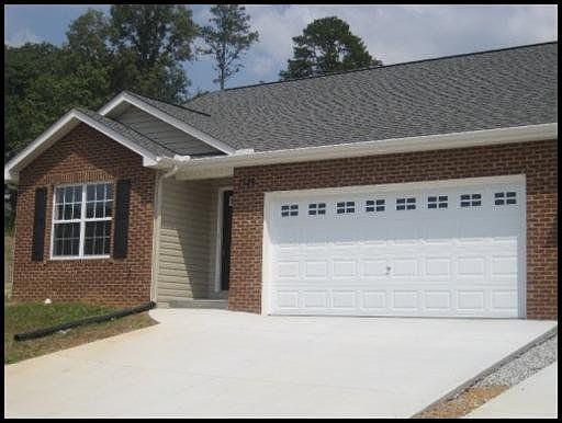 1st image of 5851 Metropolitan Way