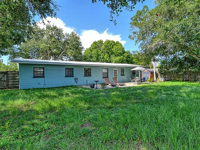 2309 Lynn St — Photo 33