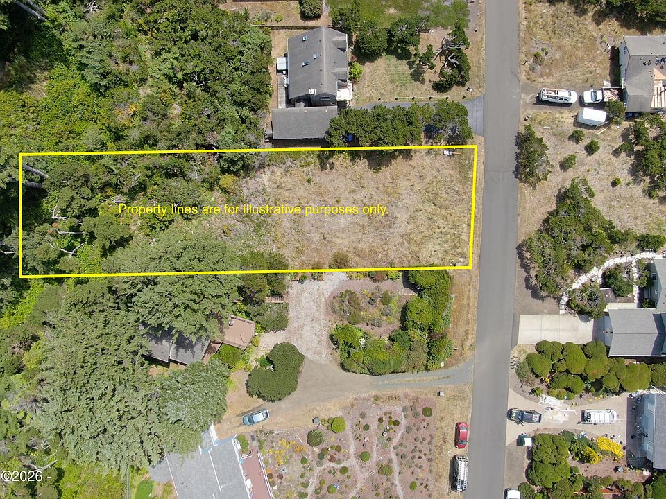 1st image of 3409 NW Hidden Lake Dr