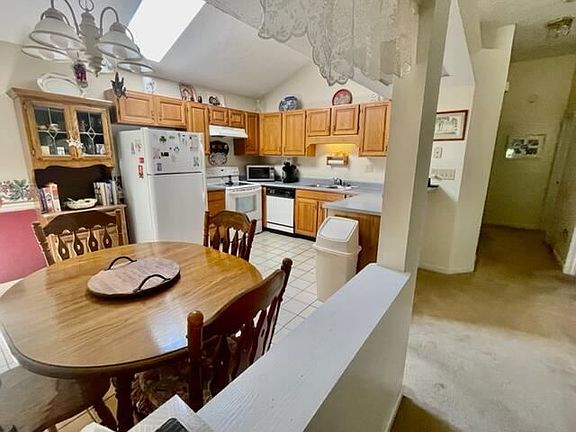 5th image of 3504 Branchwood Pl