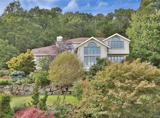 26 S Ridge Rd, Pomona, NY 10970