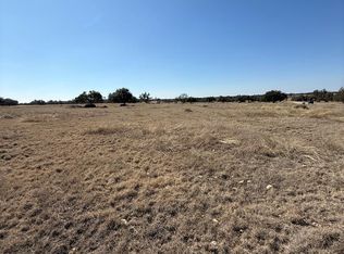 84 Stock Pond Dr, Harper, TX 78631