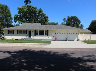 920 N Duff St, Mitchell, SD 57301