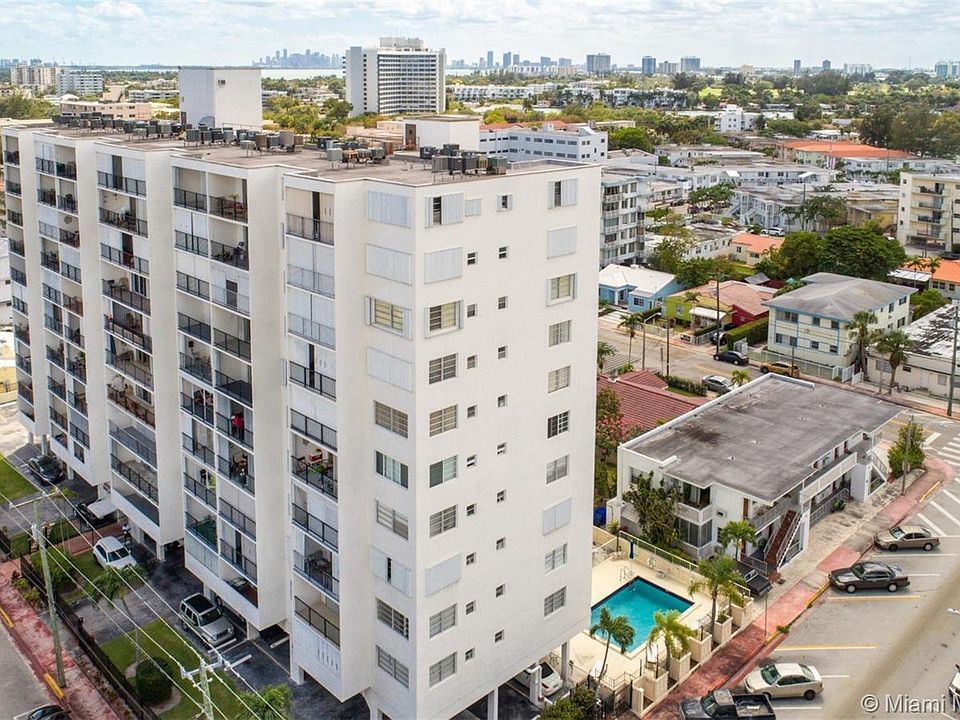 1st image of 7850 Byron Ave APT 403