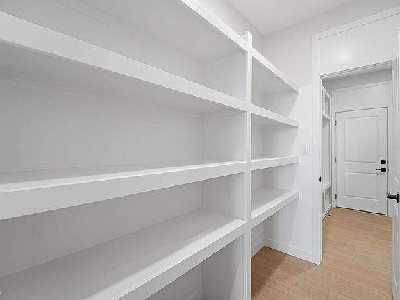 5th image of 94 Norwyck Way