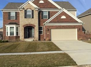 4626 Ottawa Dr, Orion, MI 48359