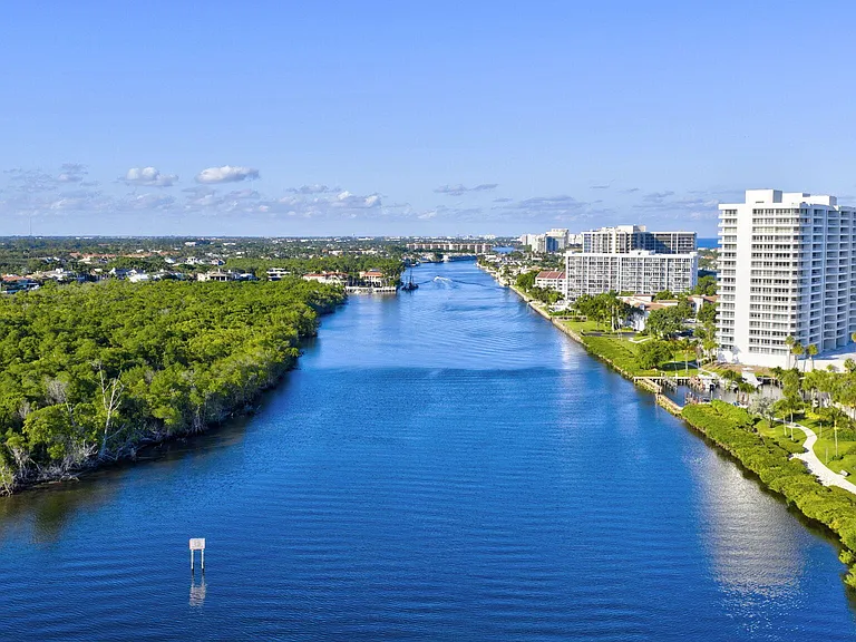 900 NE Spanish River Blvd #2W — Photo 42