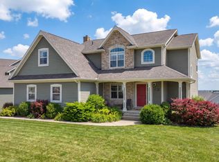 30 Saints Cres, Stratford, PE C1B 0G7