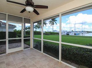 333 Sunrise Cay APT 2, Naples, FL 34114