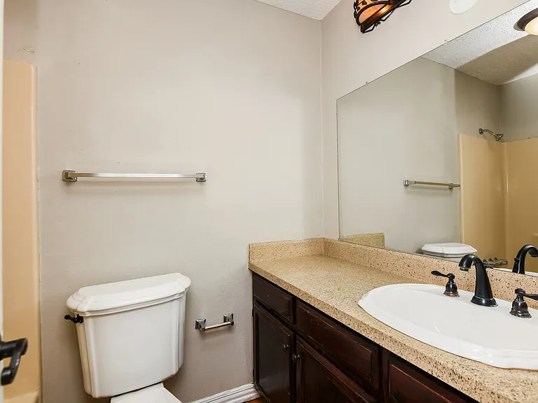 505 Plainview Dr — Photo 15