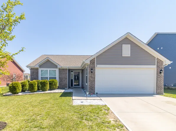 497 Haywood Dr, Greenfield, IN 46140