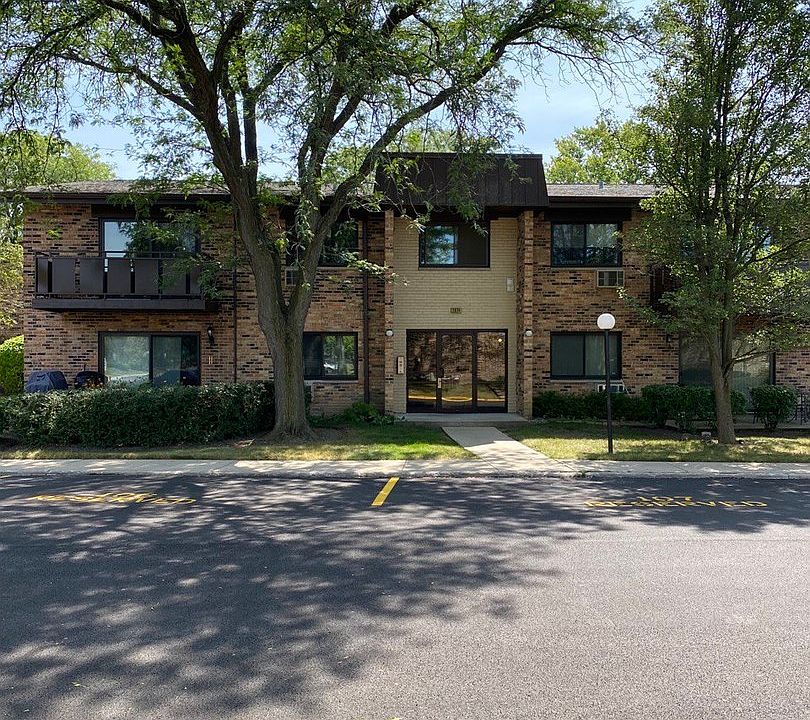 1st image of 2624 N Windsor Dr Unit 201
