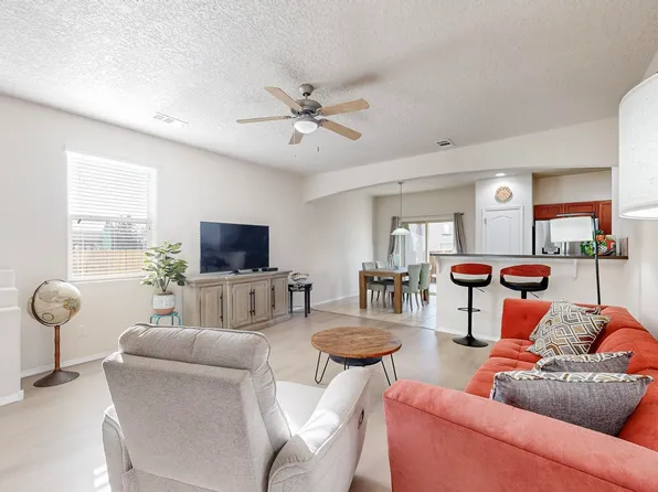 4226 Luz De Estrella, Santa Fe, NM 87507