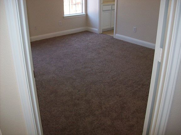 5th image of 4501 W Lake Highlands Dr