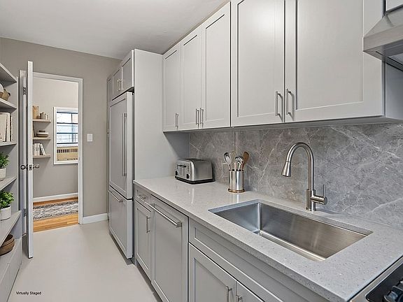 3rd image of 6530 108th St APT 2D