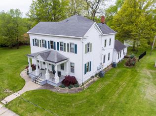 221 N Franklin St, Staunton, IL