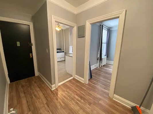 Rented by Contact Realty | media 2