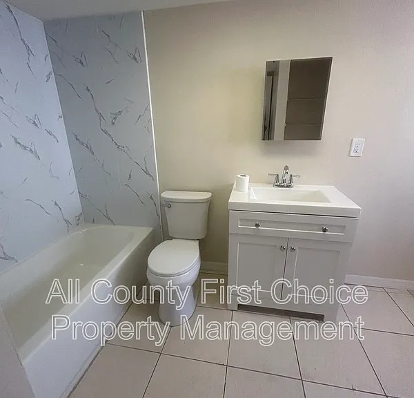 7061 58th St N #C — Photo 7