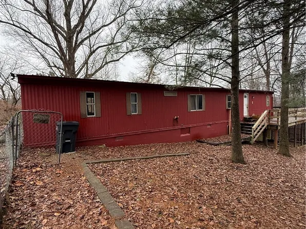 1831 Hylander Drive, North Vernon, IN 47265