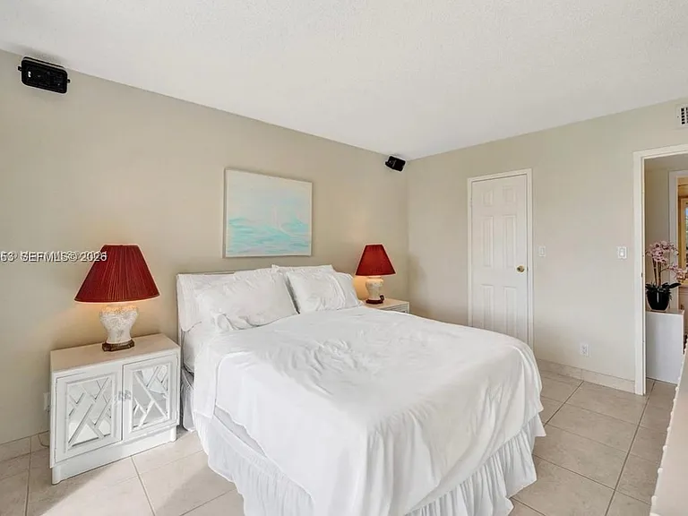 601 Three Islands Blvd #205 — Photo 16