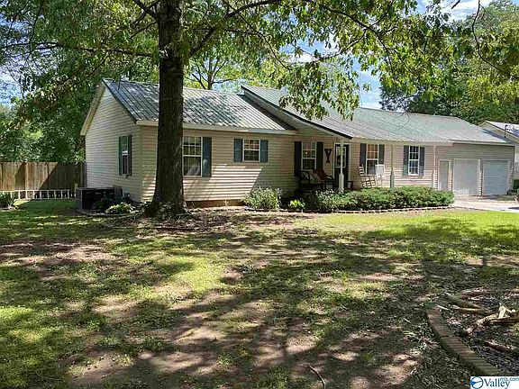 4th image of 690 Warrenton Shores Dr